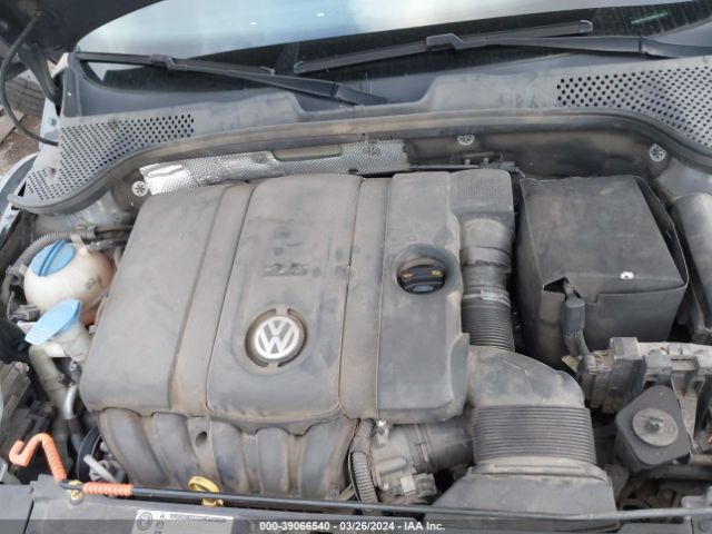 3VWJP7AT3EM614978 Volkswagen Beetle 2.5l