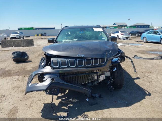 3C4NJCBB2NT225680 Jeep Compass Latitude Fwd