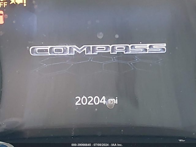 3C4NJCBB2NT225680 Jeep Compass Latitude Fwd