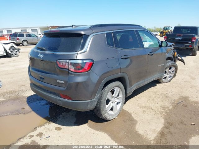 3C4NJCBB2NT225680 Jeep Compass Latitude Fwd