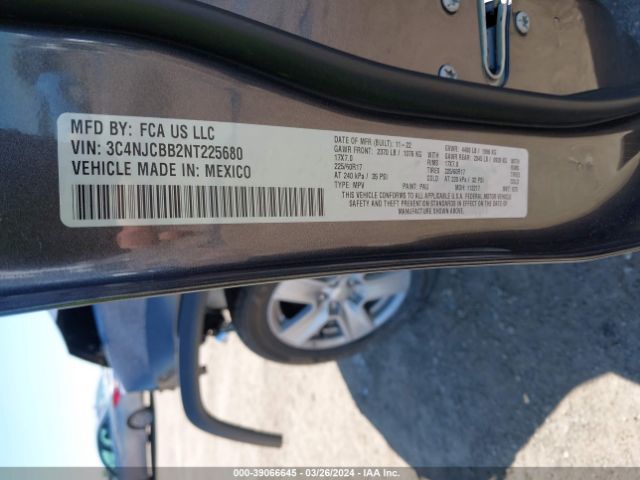 3C4NJCBB2NT225680 Jeep Compass Latitude Fwd
