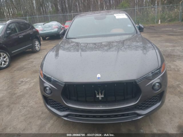 ZN661XUA2MX359655 Maserati Levante