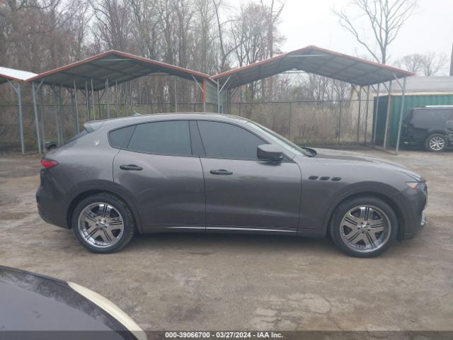 ZN661XUA2MX359655 Maserati Levante