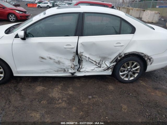 3VWD17AJ1EM442639 Volkswagen Jetta 1.8t Se