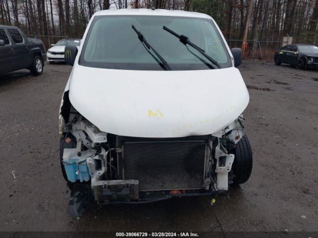 3N6CM0KN1JK697941 Nissan Nv200 S