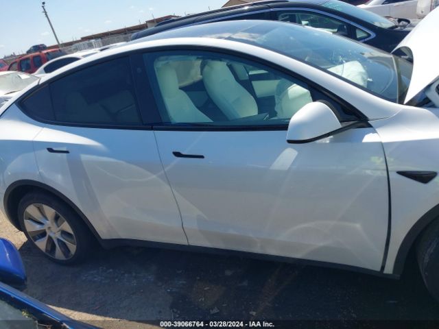 5YJYGDEE7MF105264 Tesla Model Y Long Range Dual Motor All-wheel Drive