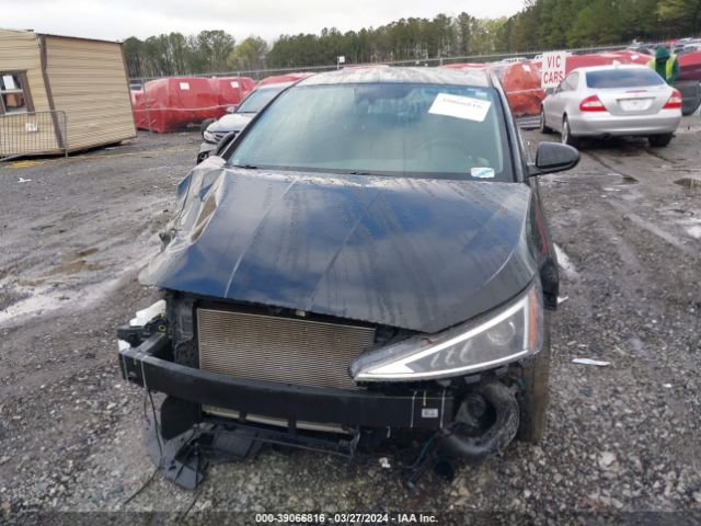 KMHD84LF5LU065534 Hyundai Elantra Value Edition