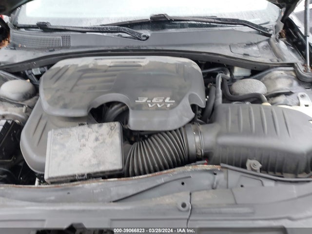 Chrysler 300c Awd 2016 2C3CCAKG0GH142489 Image 10