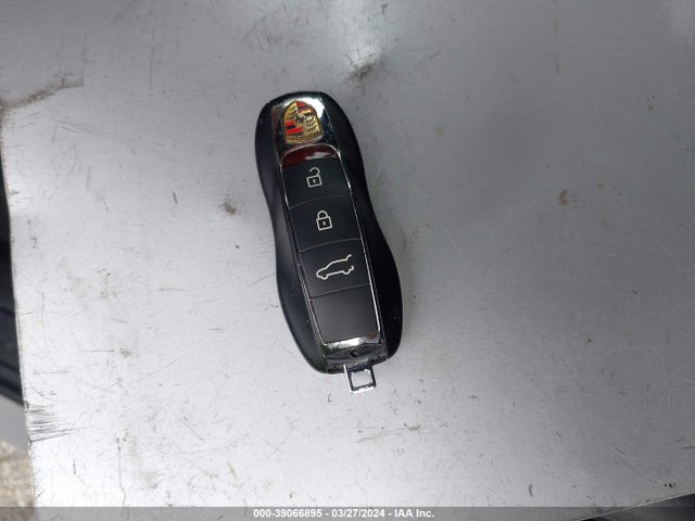 2020 PORSCHE MACAN WP1AG2A56LLB55224 Photo 10