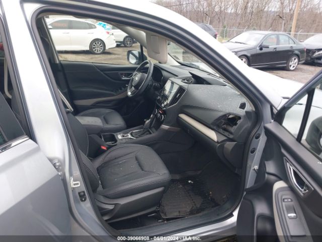 JF2SKANC7NH484576 Subaru Forester Limited