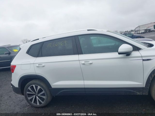 3VVEX7B24PM324182 Volkswagen Taos 1.5t Se
