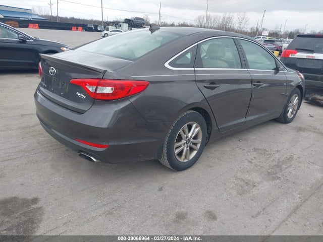 Hyundai SONATA SE 2015 5NPE24AF9FH090304 Image 4