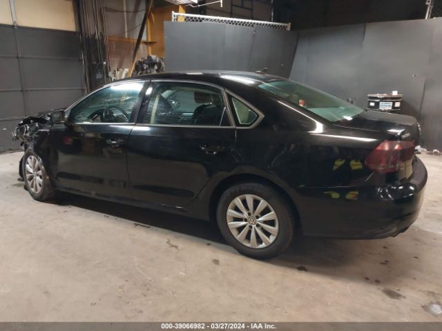 1VWAT7A35EC107416 Volkswagen Passat 1.8t Wolfsburg Edition