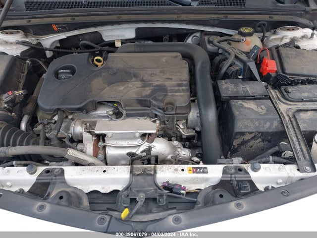 Chevrolet MALIBU LT 2018 1G1ZD5ST6JF251354 Image 10