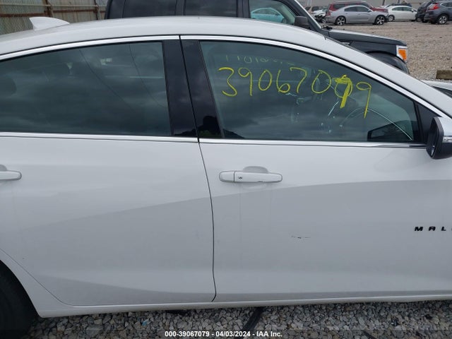 Chevrolet MALIBU LT 2018 1G1ZD5ST6JF251354 Image 13