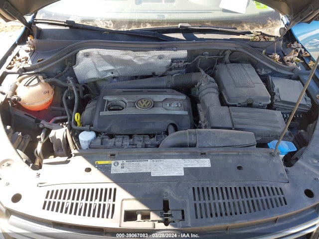 WVGAV7AX2HK039856 Volkswagen Tiguan 2.0t/2.0t S