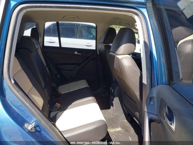 WVGAV7AX2HK039856 Volkswagen Tiguan 2.0t/2.0t S