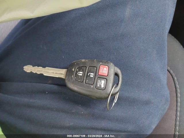 Toyota COROLLA LE 2019 2T1BURHE4KC146038 Image 11