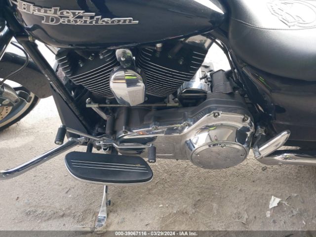 2015 HARLEY-DAVIDSON FLHX 1HD1KBM15FB604457 Photo 8