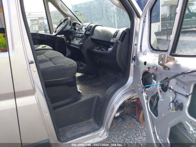 3C6TRVNG6JE100433 RAM Promaster 1500 Low Roof 118 Wb