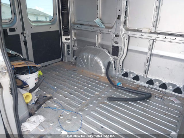 3C6TRVNG6JE100433 RAM Promaster 1500 Low Roof 118 Wb