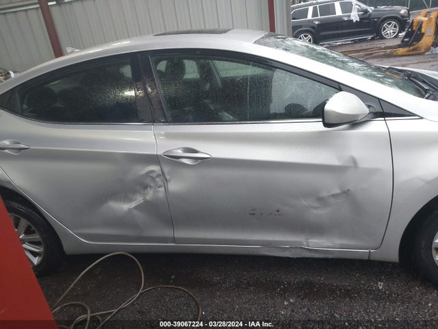 Hyundai ELANTRA SE 2015 5NPDH4AE9FH600359 Image 13