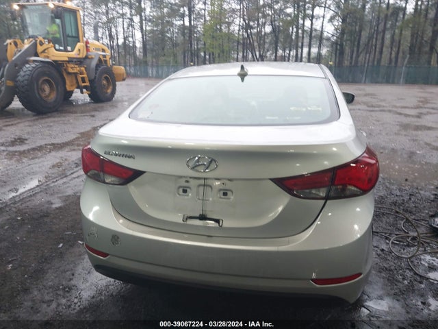 Hyundai ELANTRA SE 2015 5NPDH4AE9FH600359 Image 16