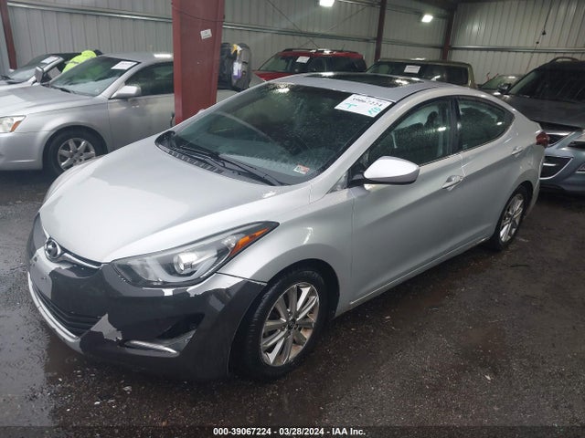 Hyundai ELANTRA SE 2015 5NPDH4AE9FH600359 Image 2