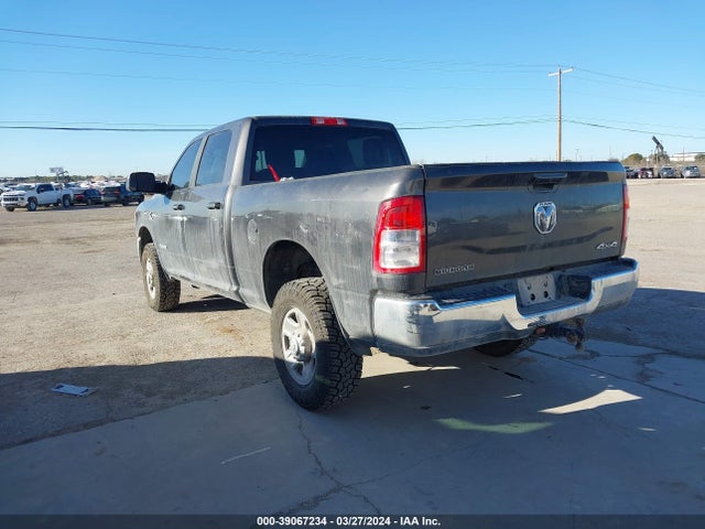 3C6UR5DL1NG237700 RAM 2500