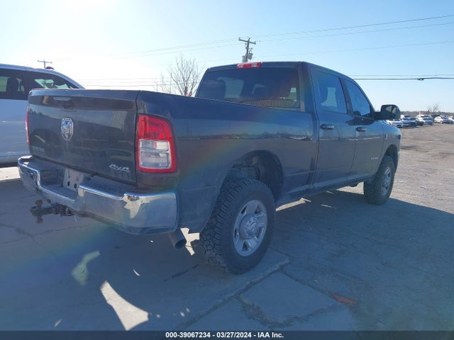 3C6UR5DL1NG237700 RAM 2500