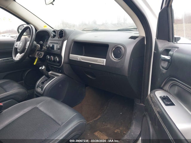 Jeep Compass Latitude 2015 1C4NJDEB3FD207598 Image 5