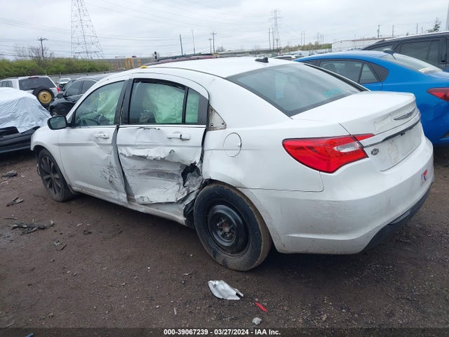 Chrysler 200 Touring 2014 1C3CCBBB8EN165243 Image 3
