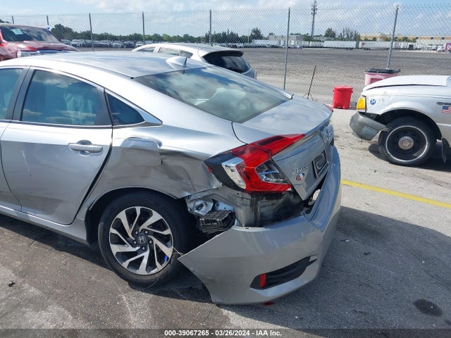 Honda CIVIC EX 2018 2HGFC2F77JH589628 Image 6
