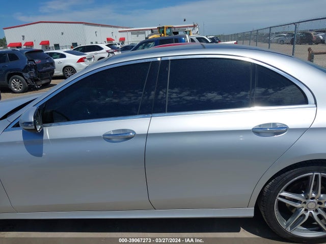 39067273 :رقم المزاد ، WDDZF4JB7HA204027 vin ، 2017 Mercedes-benz E 300 مزاد بيع