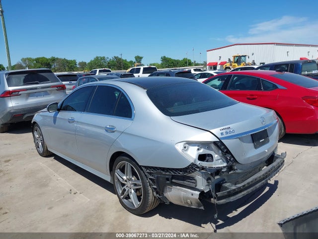 39067273 :رقم المزاد ، WDDZF4JB7HA204027 vin ، 2017 Mercedes-benz E 300 مزاد بيع
