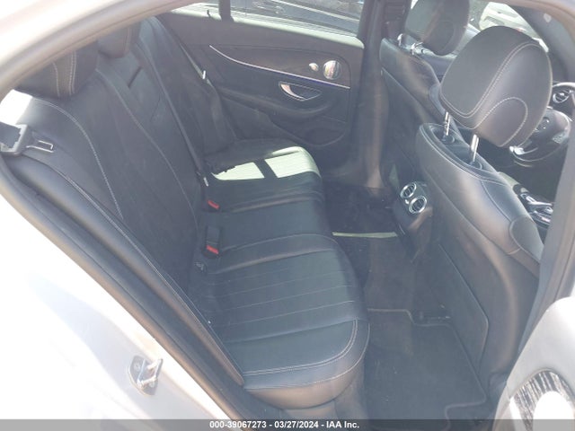 39067273 :رقم المزاد ، WDDZF4JB7HA204027 vin ، 2017 Mercedes-benz E 300 مزاد بيع