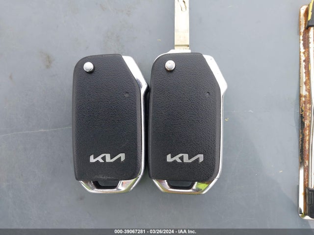 KIA SOUL LX 2022 KNDJ23AU3N7821836 Image 11