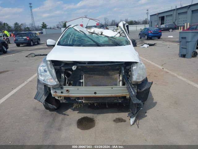 3N1CN7AP5HL807893 Nissan Versa 1.6 S+