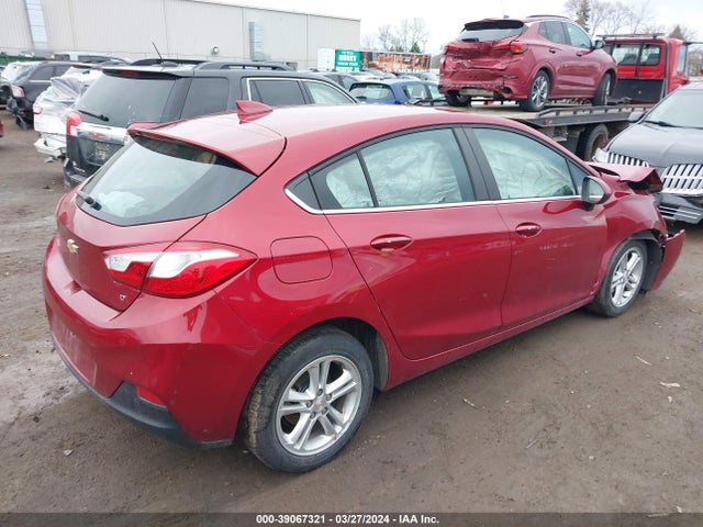 Chevrolet Cruze Lt Auto 2018 3G1BE6SMXJS590417 Image 4