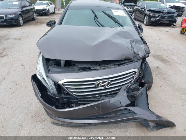 Hyundai SONATA SE 2016 5NPE24AF6GH347310 Image 12