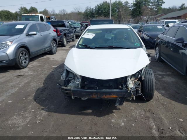2T1BURHE4HC943365 Toyota COROLLA LE