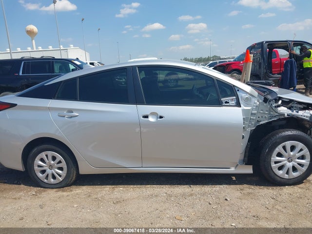 Toyota Prius Le 2020 JTDKARFU1L3122583 Image 14