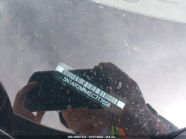 5N1AR2MN4EC717658 Nissan Pathfinder Sl