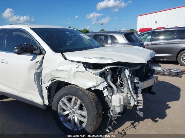 Toyota Highlander Le 2016 5TDZARFHXGS021046 Image 19