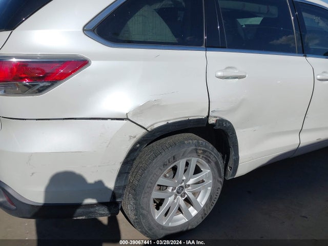 Toyota Highlander Le 2016 5TDZARFHXGS021046 Image 20