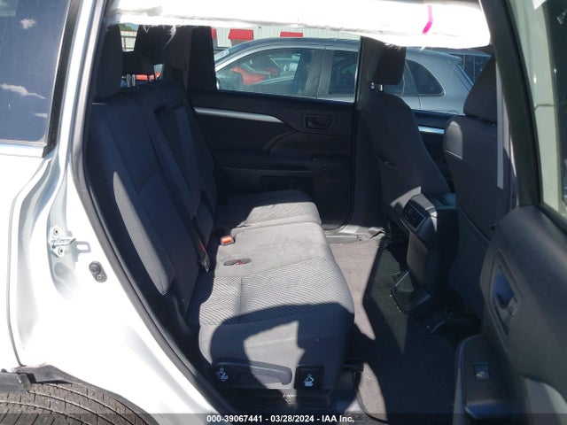 Toyota Highlander Le 2016 5TDZARFHXGS021046 Image 8