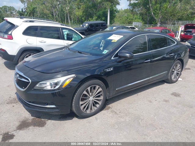 1G4ZP5SS6HU208897 Buick Lacrosse Essence