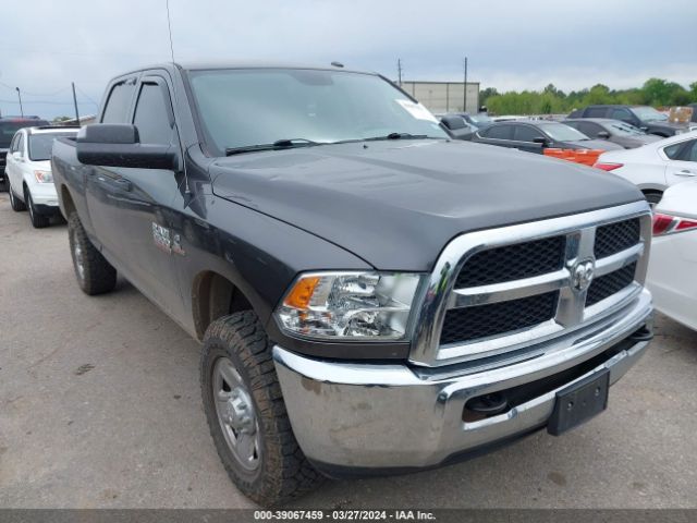 39067459 :رقم المزاد ، 3C6UR5CL4JG336958 vin ، 2018 Ram 2500 Tradesman  4x4 6'4 Box مزاد بيع