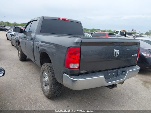 3C6UR5CL4JG336958 RAM 2500 Tradesman  4x4 6'4 Box