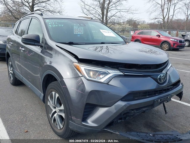 Toyota RAV4 LE 2018 JTMBFREV3JJ260517 Image 1